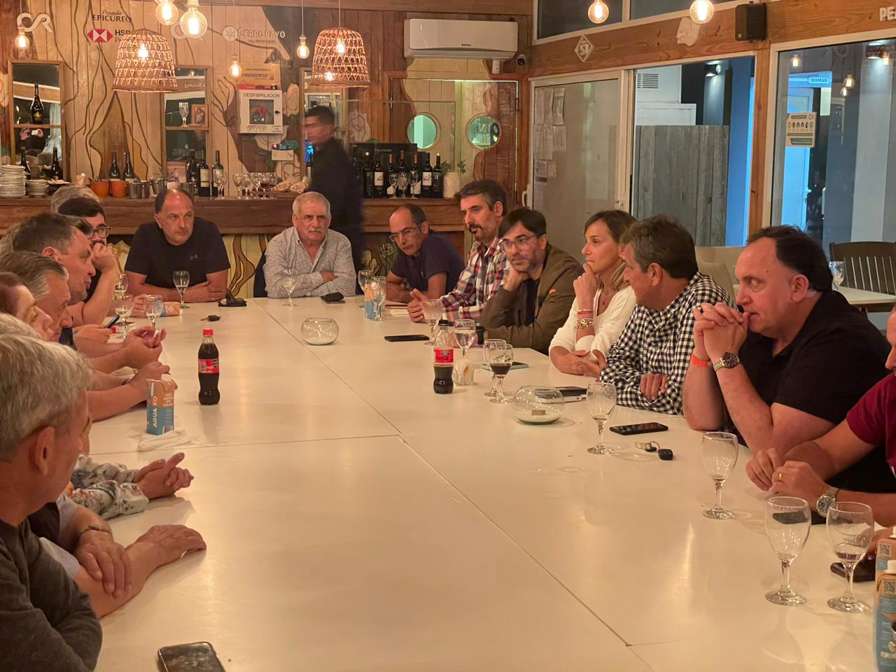 Pablo Garate dijo presente en la reunión de intendentes bonaerenses junto a Massa en apoyo al paro de la CGT