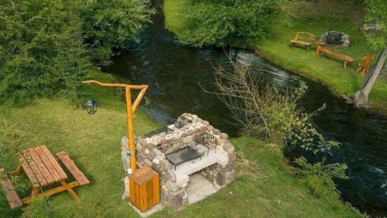 Tragedia en Trevelin: un nene de 2 años se cayó a un río, fue arrastrado por la corriente y murió ahogado