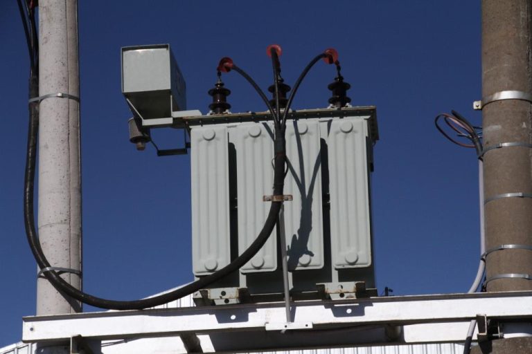 Un corte de luz afectó a unos 3000 usuarios de la ciudad