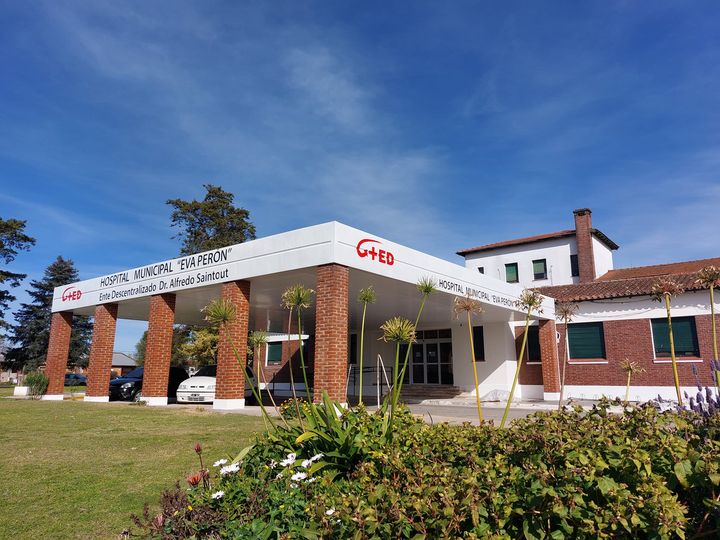 Renuevan las redes de agua en el Hospital